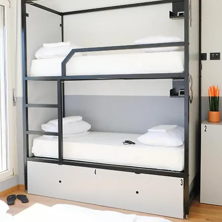 Hotello טריאסטה