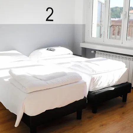 אכסניה Hotello *