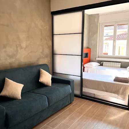 אכסניה Hotello *