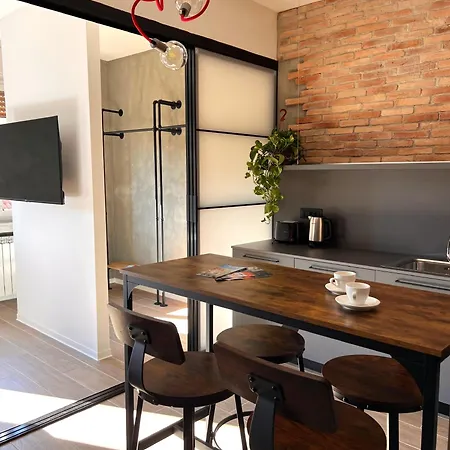 אכסניה Hotello *