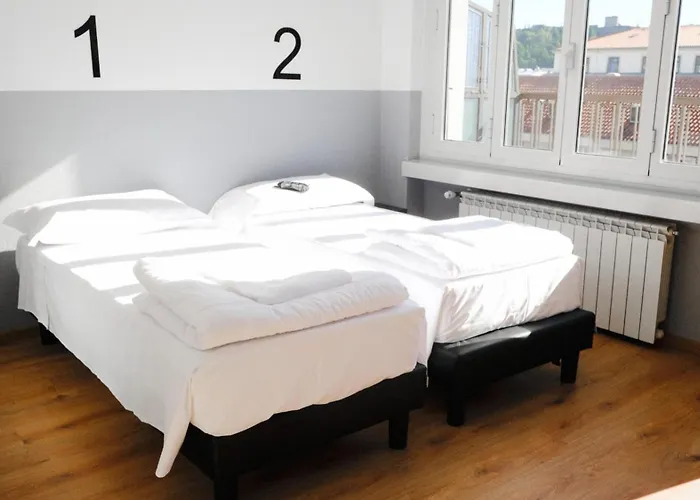 بيت شباب Hotello *